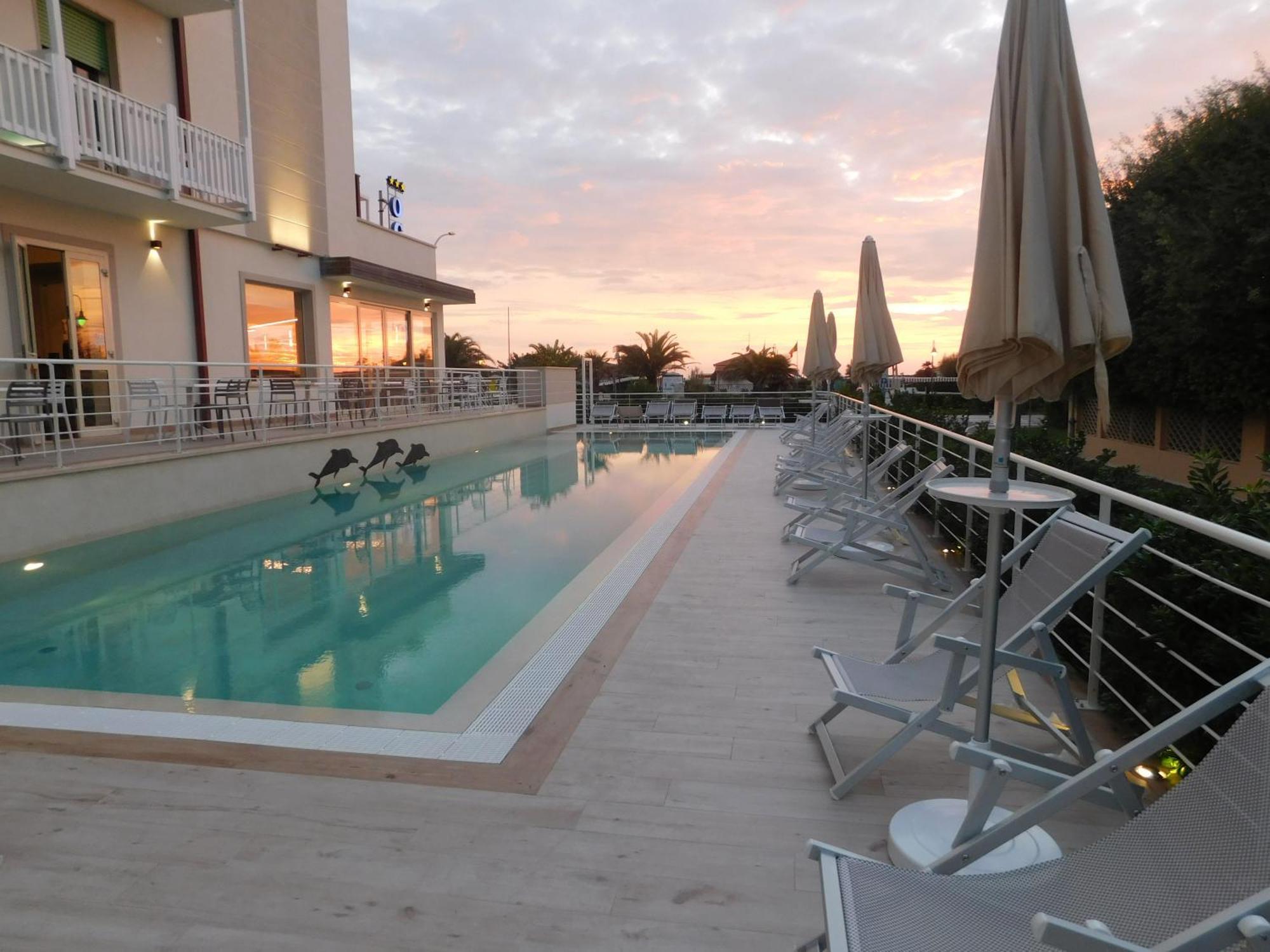 Hotel Oceano Marina di Pietrasanta Exterior photo